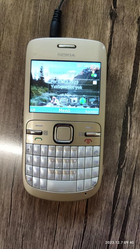 NOKIA C3-00