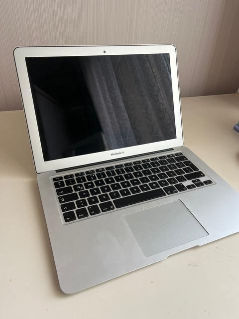 early 2015 Macbook Air