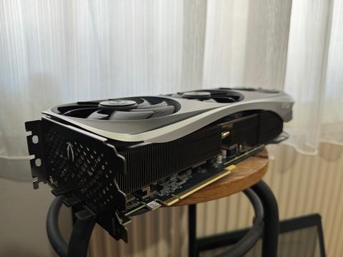 Zotac RTX 4070 Ti AMP Extreme Airo Ekran Kartı Garantili