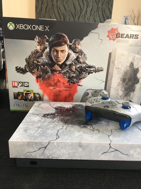 Sıfır kadar temix Xbox One X Gears Of War 5 limited edition ..