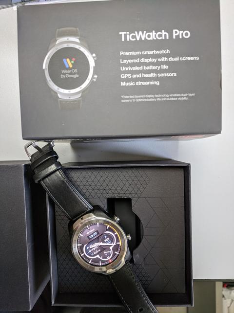 Zeblaze THOR 5 PRO 4G Smart Watch /// Mobvoi TicWatch Pro Smartwatch Elegant Silver
