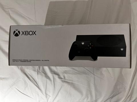 Satılık Sıfır Xbox Series S Carbon Black Edition (1 TB - 2 sene Microsoft garantili)