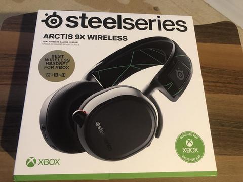 Steelseries Arctis 9x Wireless Kulaklık 1.750 TL