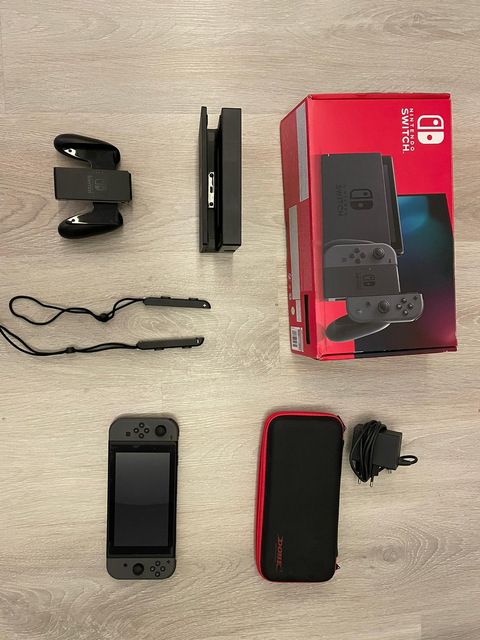 Nintendo Switch V2 Kutulu-Faturalı-Garantili