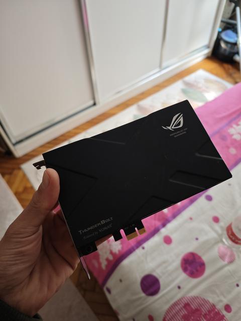 Crative titanium Pro asus sattik