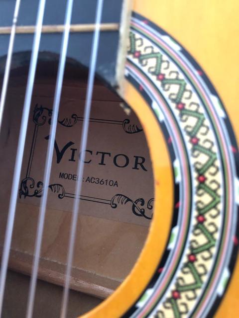 Victor Klasik Gitar 3/4 Boyut