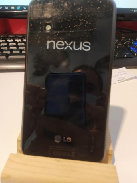 Nexus 4 satılık ( kargo ücretsiz)