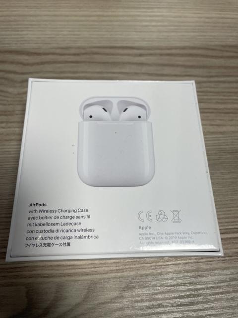 Apple AirPods (1500)Kulaklık ve Kablosuz Şarj Kutusu  (Apple Türkiye Garantili)