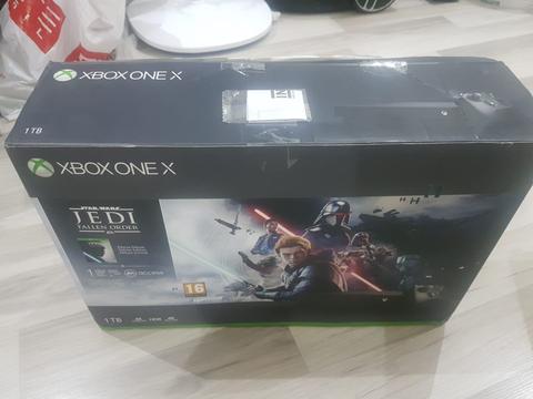 Garantili Xbox One X 2500 TL