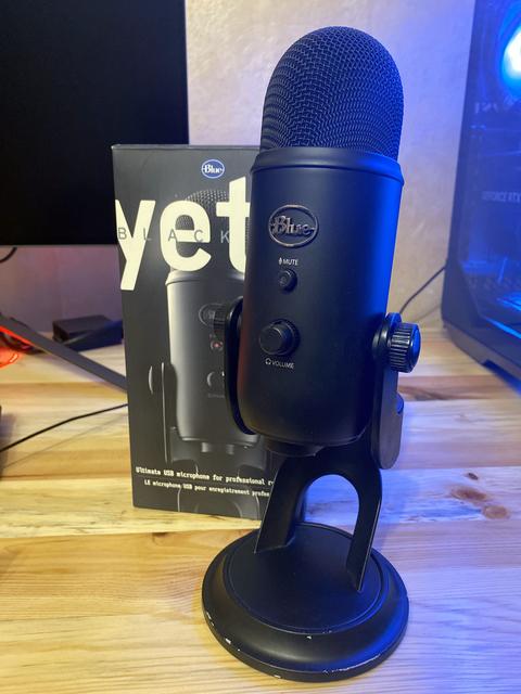 [SATILDI] SATILIK Blue Yeti Blackout Edition - Sıfır Ayarında