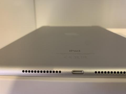 (2675tl)iPad 7. Nesil 32 GB 10.2' Wifi + Cellular MW6C2TU/