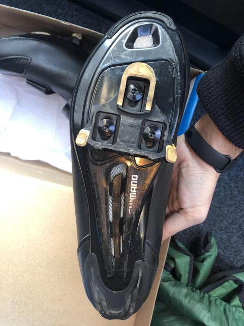 Satılık temiz Shimano RP1 bisiklet ayakkabısı - 44 numara, kaller dahil (toplamda 4 kere giyildi)