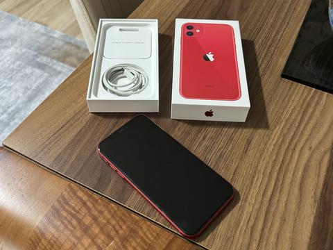 [SATILDI] iPhone 11 128GB Kırmızı - Yurtiçi Sorunsuz - Batarya Yeni %97