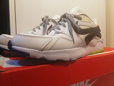 [SATILDI] Nike LD Victory 42.5 Numara Beyaz Renk Unisex Ayakkabı - 1000 TL