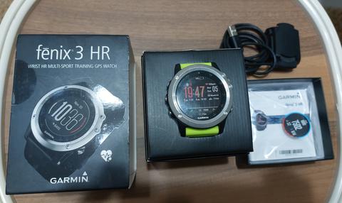 [SATILDI] Garmin Fenix 3 HR ( 10 adet kordon hediyeli)