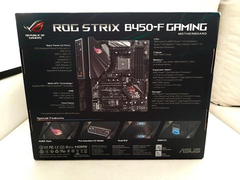 Asus ROG STRIX B450-F GAMING KUTU VE AKSUARLARI