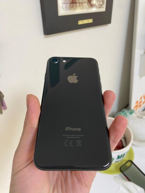 [SATILDI] iPhone 8 64 GB (İlk sahibinden tertemiz)