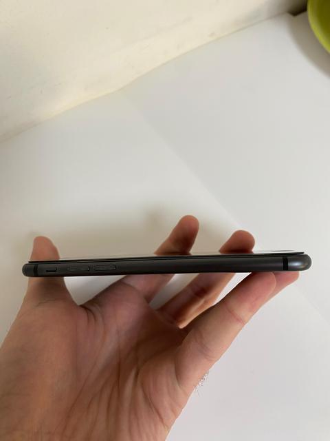 [SATILDI] iPhone 8 64 GB (İlk sahibinden tertemiz)