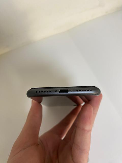 [SATILDI] iPhone 8 64 GB (İlk sahibinden tertemiz)