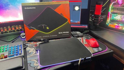 Satılık SteelSeries QCK Prism Medium ve XL--Razer Firefly Hard edition Mousepad