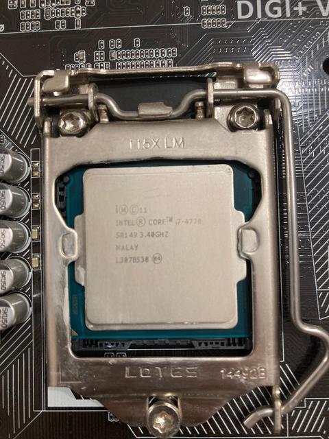 i7 4770 + Asus H81M-D + 2x8GB Kingston RAM SATILDI