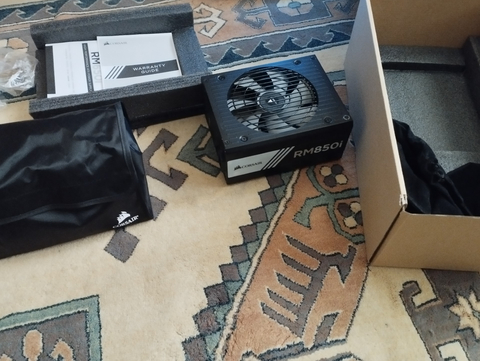 [SATILDI] Corsair RMi Serisi RM850i 850W Tam Modüler 80 Plus Gold Dip Fiyat Daha Ucuzu Yok