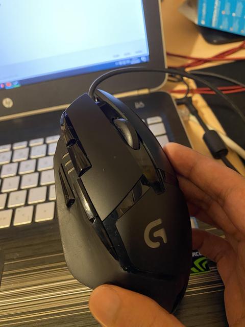 Logitech g402 mouse