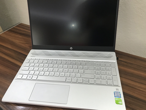 HP Pavilion 15-CS1015NT Intel i5 16GB RAM+16GB OPTANE 500GB SSD