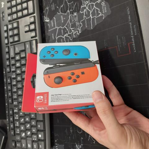 Nintendo Switch Joycon Neon kırmızı&mavi ve Oled Beyaz
