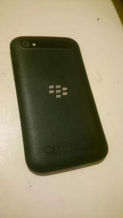 uyguna blackberry classic Q20