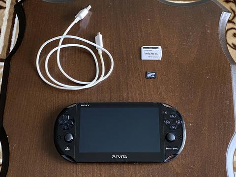 750 TL - SATILIK PS VITA SLIM 2000 YENİ SERİ - 64 GB HAFIZA - SD2VITA KART