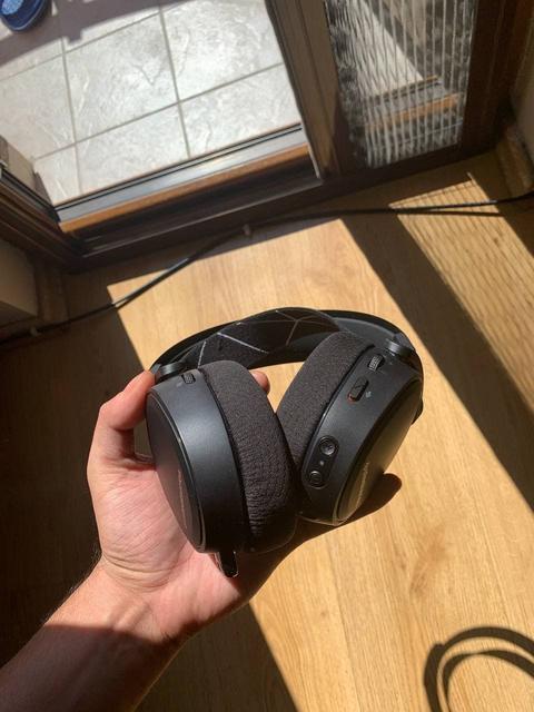 Steelseries Arctis 9 Wireless ve Bluetooth 7.1 (22 AY GARANTİLİ)