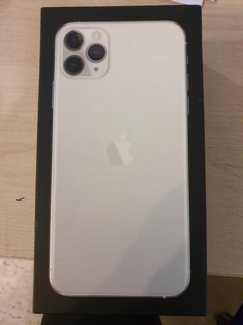 iphone 11 Pro Max 258gb fiziksel çift sim kartlı 7200TL