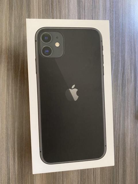 iPhone 11 64 GB Siyah - Kutulu ve Aksesuarlı