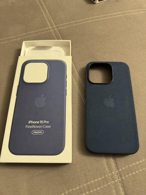 iPhone 15 Pro Finewoven Mikro dokuma kılıf Pacific Blue