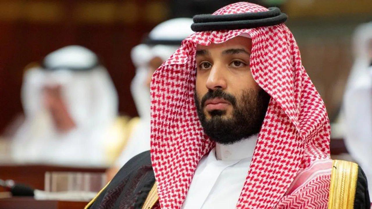 Suudi Lideri Prens Selman AKP'ye nazire yaparcasına Arap alfabesini terk ediyor, laikliğe geçiyor