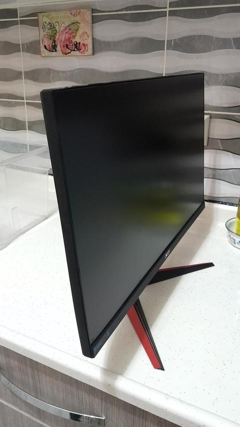 (Satılık) Acer NITRO VG240Ybmiix 23.8" 75Hz 1ms