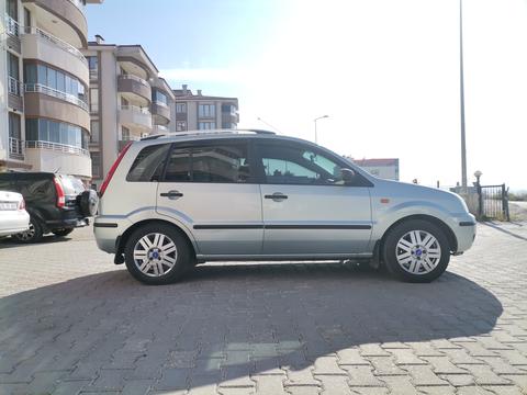 Satılık Temiz 2004 Ford Fusion 1.6 Lux Benzin/LPG