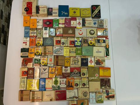 1950-1960 yıllarına ait antika sigara paketleri