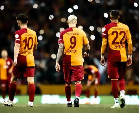 &#128993;&#128308; TÜRKİYE'NİN EN BÜYÜĞÜ 2023/2024 ŞAMPİYONU ASLAN GALATASARAY!!! ⭐⭐⭐⭐