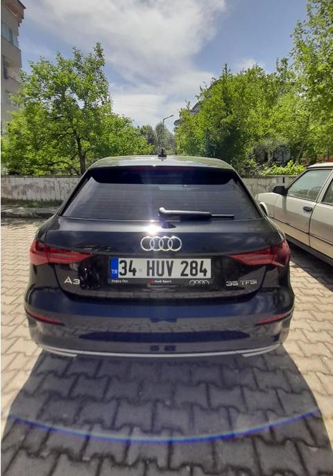 Audi A3 SB - 2024 trafiğe çıkışlı, 3bin km'de Sıfır ayarında aracımı satıyorum