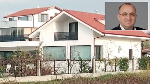 AKP'li vekilden boğaz manzaralı kaçak villa