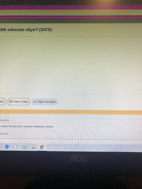 Kim demiş yalnızlık sıkıcıdır diye? (SS'li)