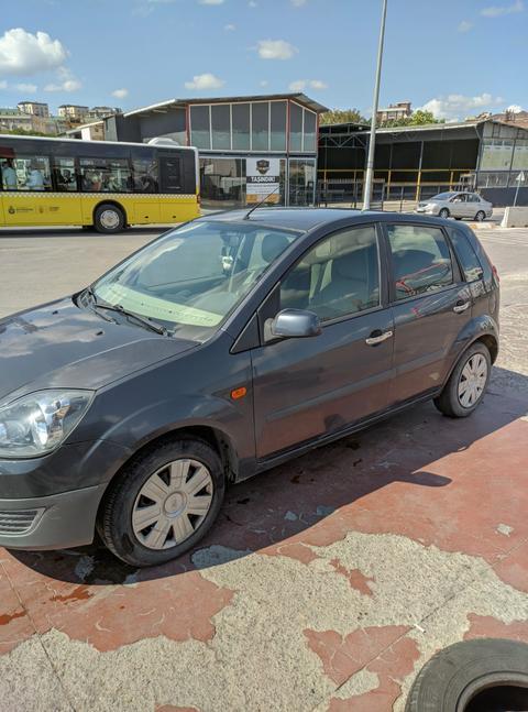 Ford Fiesta 1.4 Dizel 153.000 Km Temiz Aile Aracı