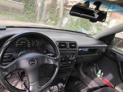 GÜMRÜK ÇIKIŞLI TEMİZ 1992 OPEL VECTRA 1.7TD GL TURBO DİZEL