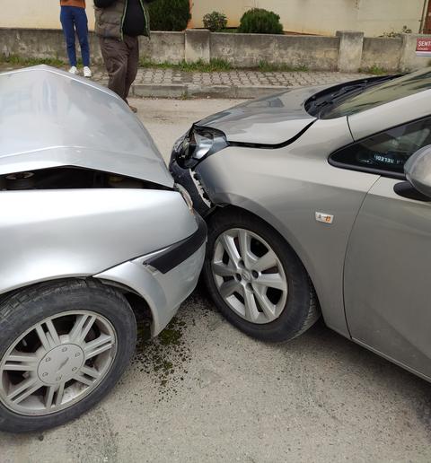 Opel Corsa 2015 ilk kazam yardım.