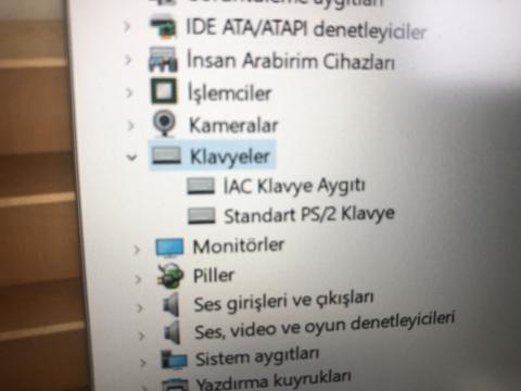 Laptoptan klavyeyi çıkarıp taktım çalışmıyor