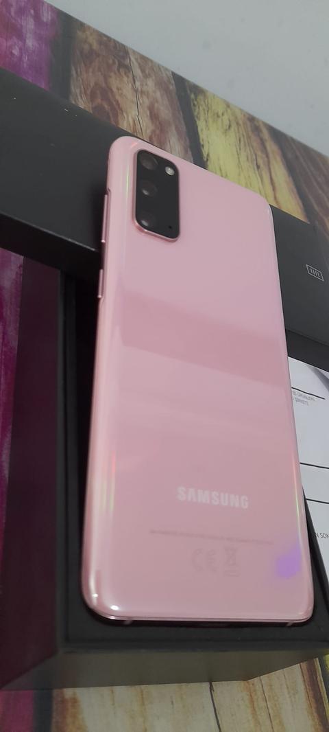 TR de tek Samsung S20 fiyat dip.7999tl