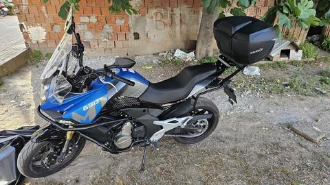 CF MOTO 650 MT