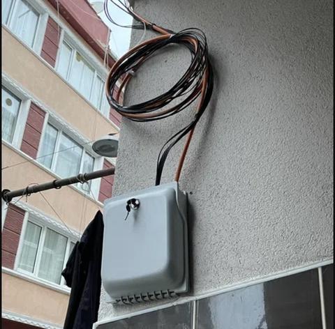 Ankastreden daireye Fiber kablo bağlantısı.